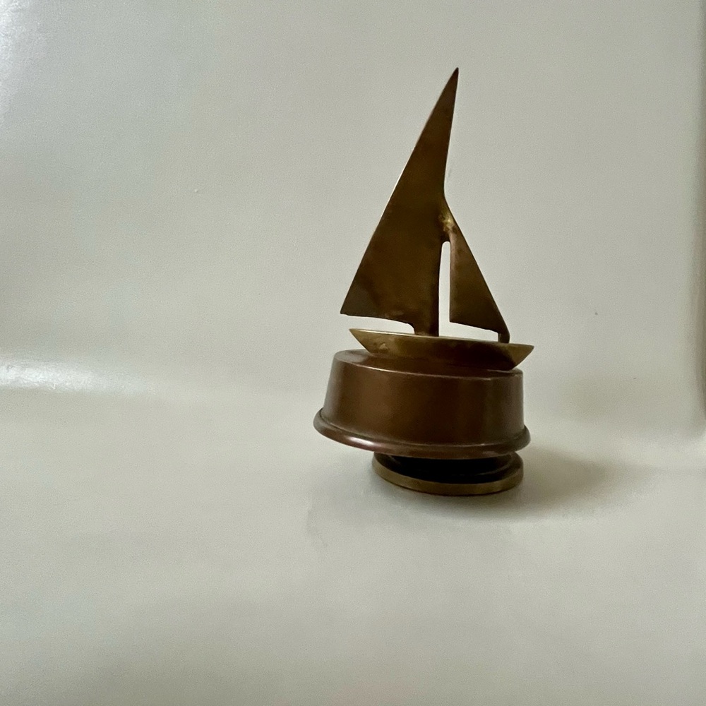 Vintage Brass Sailboat Sculpture - Picture 2 of 12